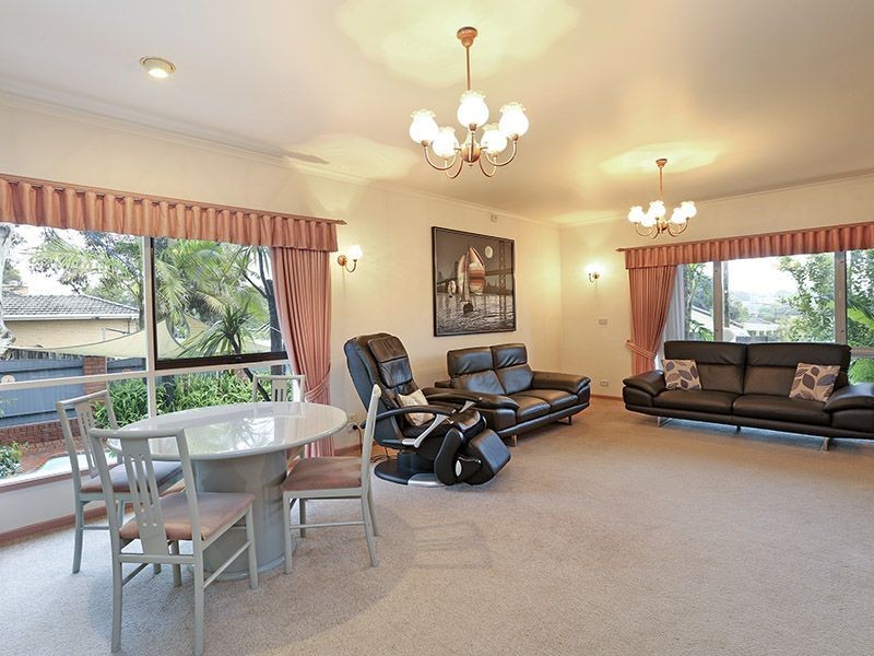 11 Pickett Crescent, Belmont VIC 3216