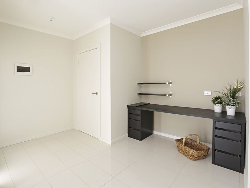 2/26 Roslyn Road, Belmont VIC 3216