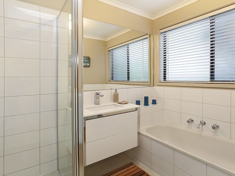 4 Jarrah Place, Belmont VIC 3216