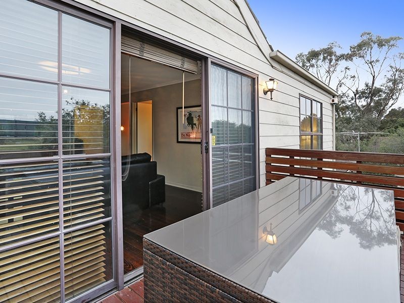 4 Jarrah Place, Belmont VIC 3216