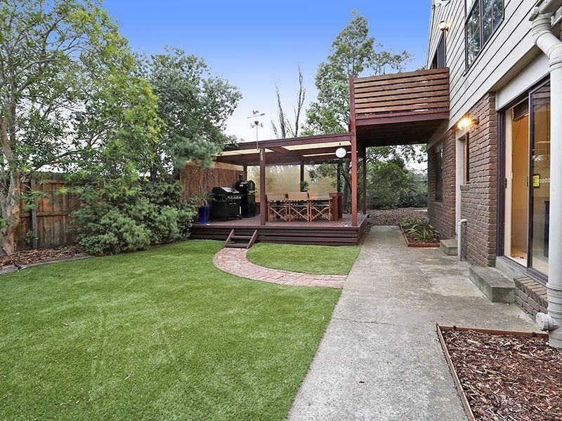 4 Jarrah Place, Belmont VIC 3216
