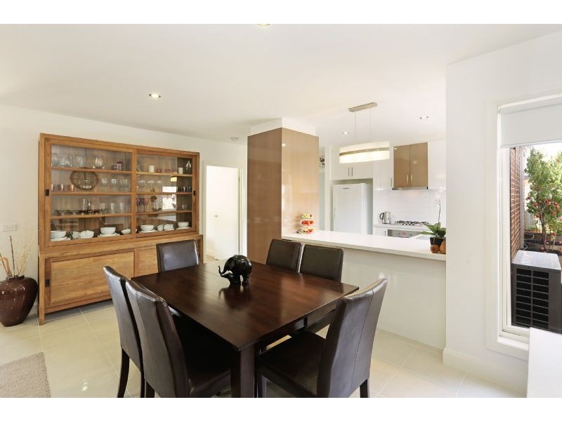 2/19 Lloyd Street, Belmont VIC 3216