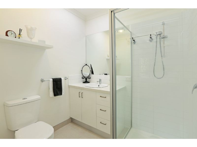 2/19 Lloyd Street, Belmont VIC 3216