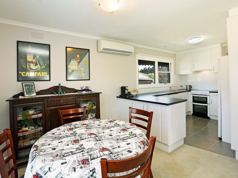 41 Moreton Bay Drive, Highton VIC 3216