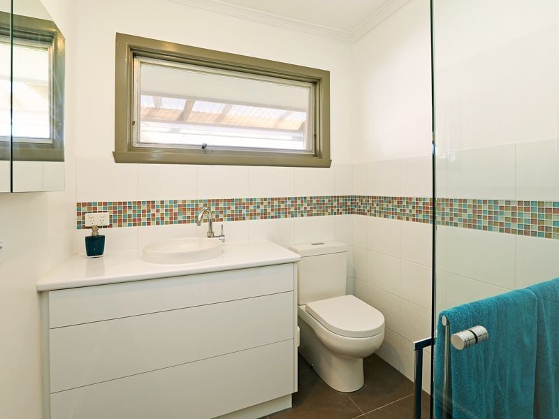 41 Moreton Bay Drive, Highton VIC 3216