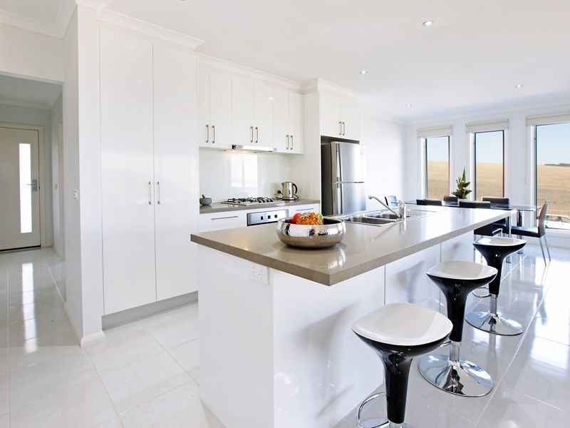 1 Ettric Way, Highton VIC 3216
