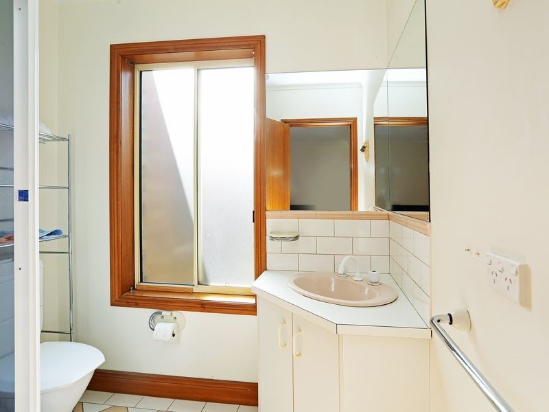 2 Adelong Court, Grovedale VIC 3216