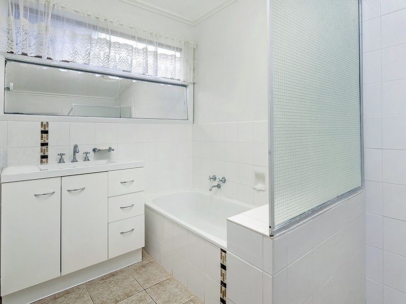 48 Heyers Road, Grovedale VIC 3216