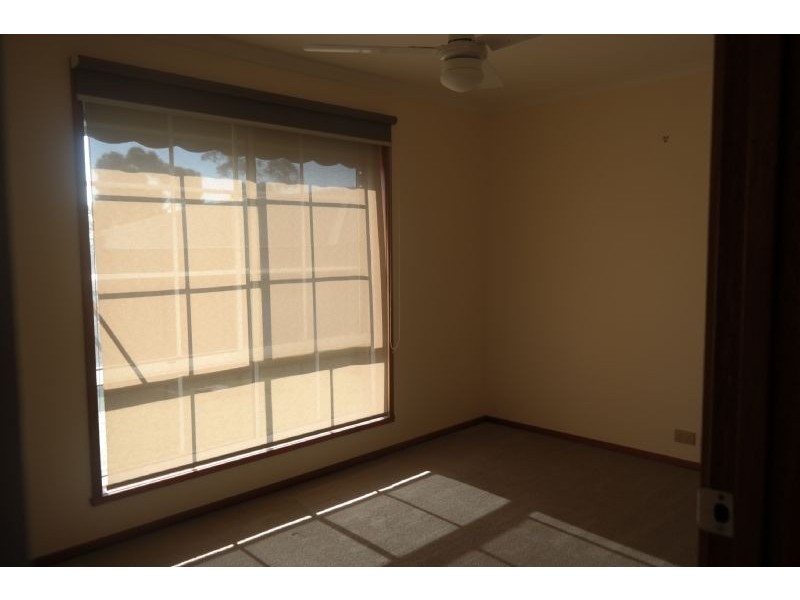 2/2-4 Jenolan Avenue, Grovedale VIC 3216