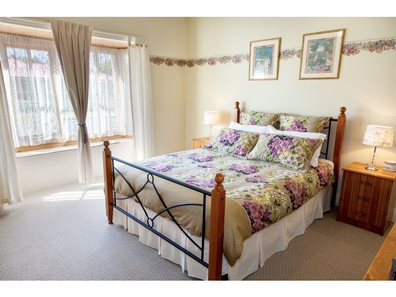 11 Queen Street, Belmont VIC 3216