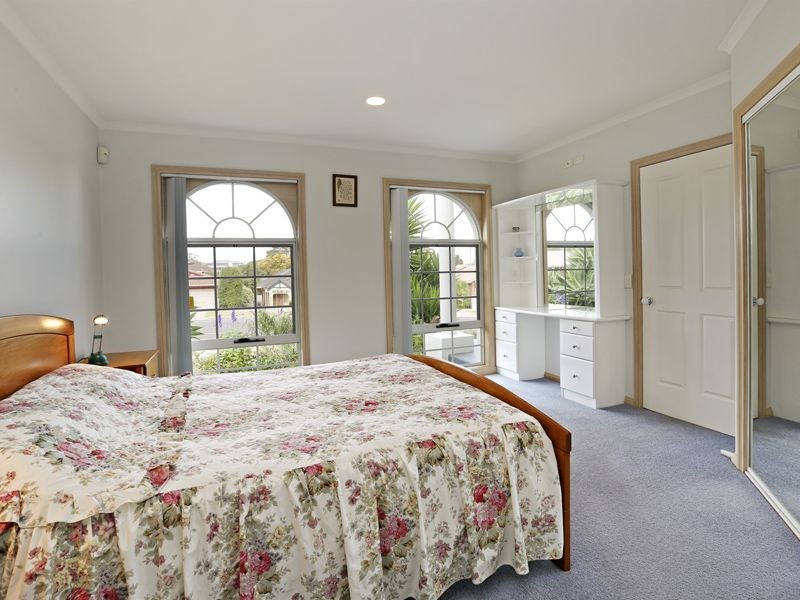 23 Highland Way, Leopold VIC 3224