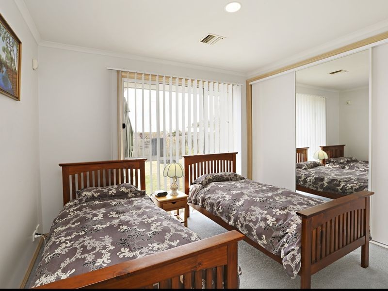 23 Highland Way, Leopold VIC 3224