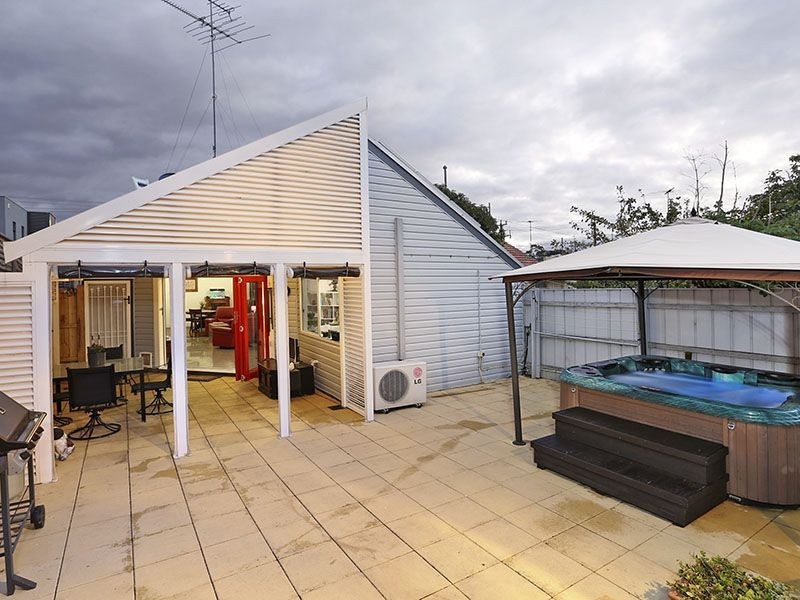 37 Kilgour Street, Geelong VIC 3220