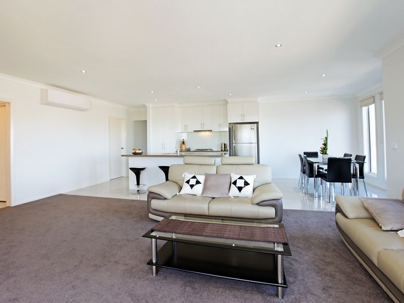 1 Ettric Way, Highton VIC 3216