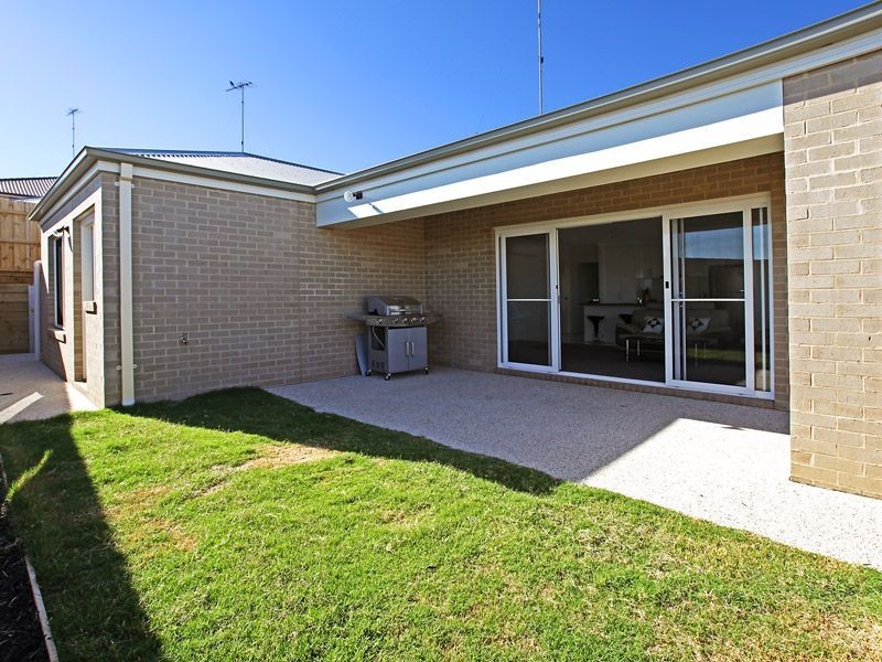 1 Ettric Way, Highton VIC 3216