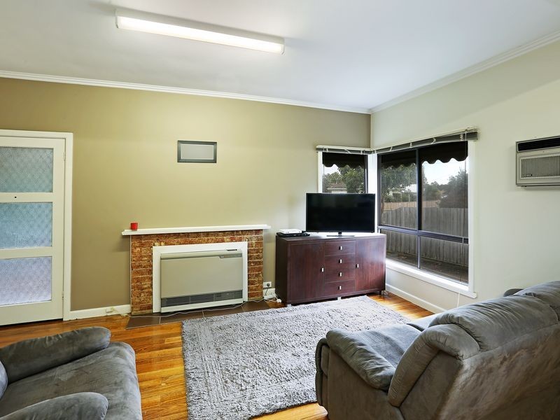 14 Robertson Street, Thomson VIC 3219