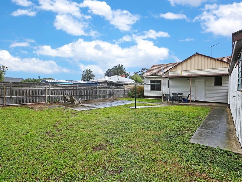 14 Robertson Street, Thomson VIC 3219