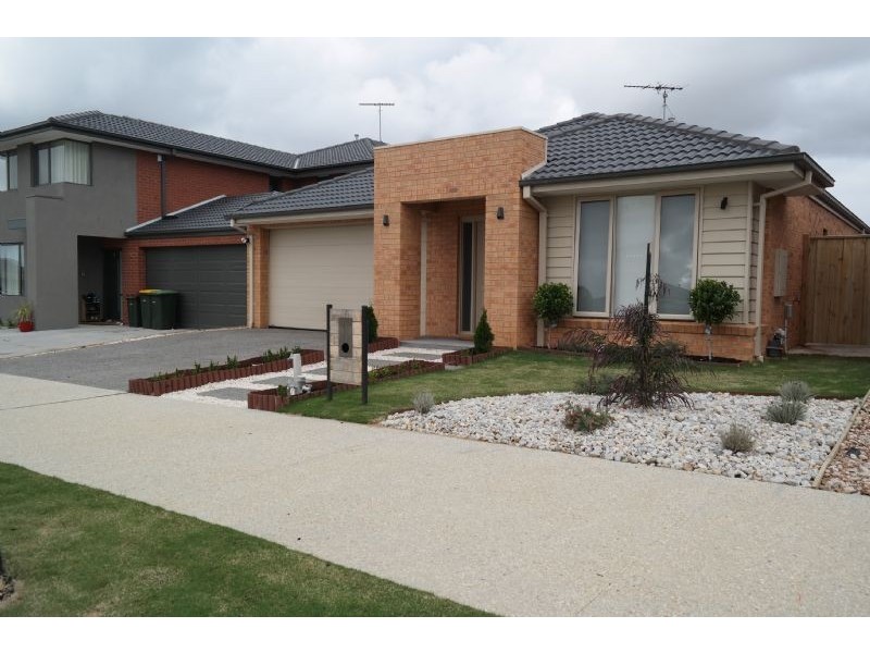 7 Wurrook Circuit, North Geelong VIC 3215
