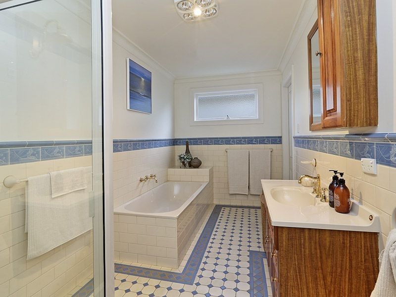 54 Anderson Street, East Geelong VIC 3219