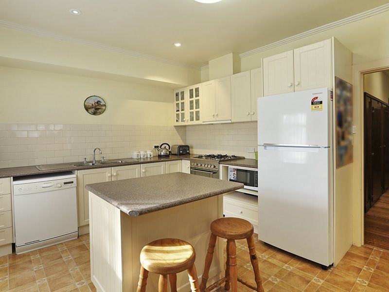 1/28 Isabella Street, Geelong West VIC 3218