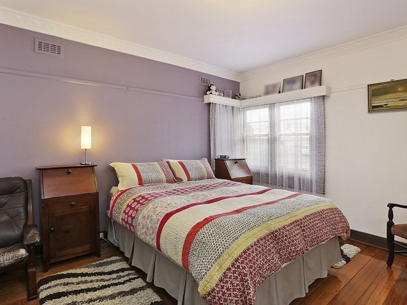 1/28 Isabella Street, Geelong West VIC 3218