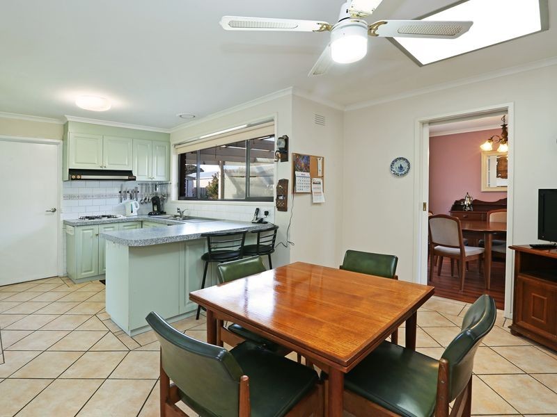 16 Banksia Square, Corio VIC 3214