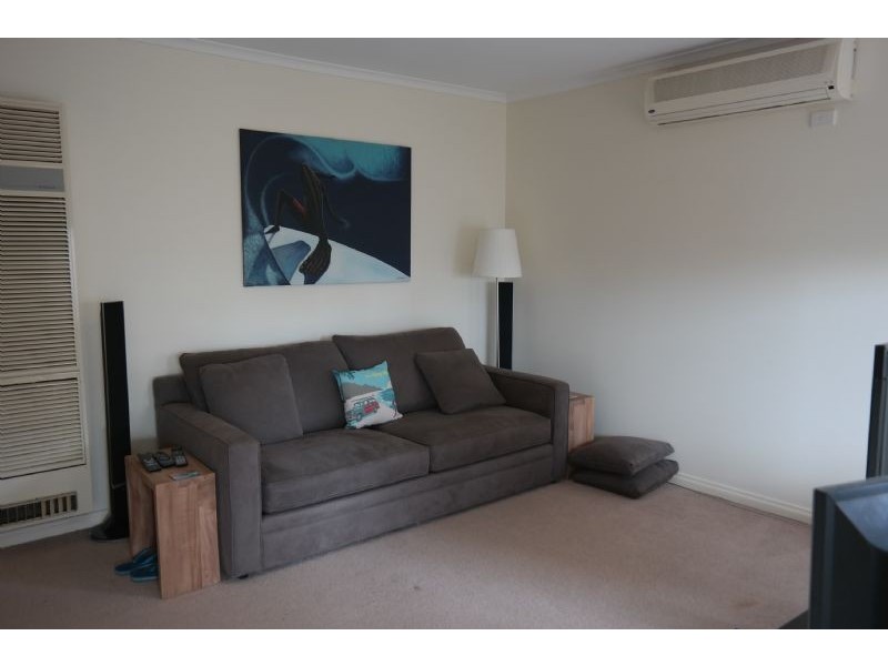 2/11 George Street, Belmont VIC 3216