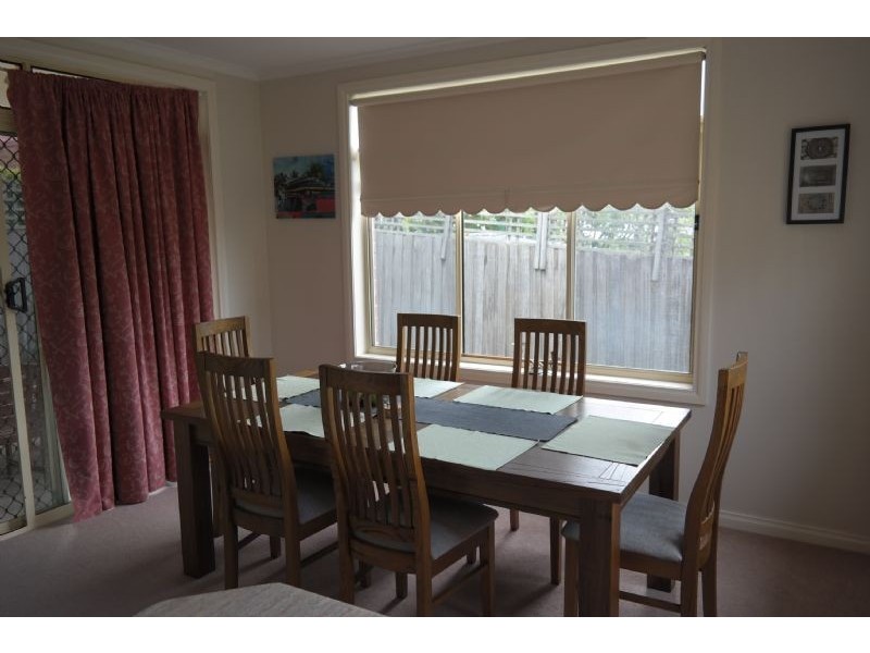 2/11 George Street, Belmont VIC 3216