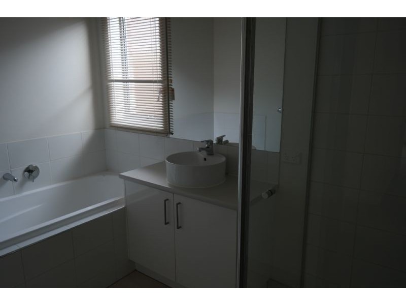 12/5 Peter Street, Grovedale VIC 3216