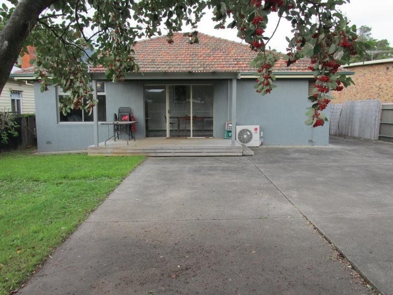 4 Tasman Avenue, Belmont VIC 3216