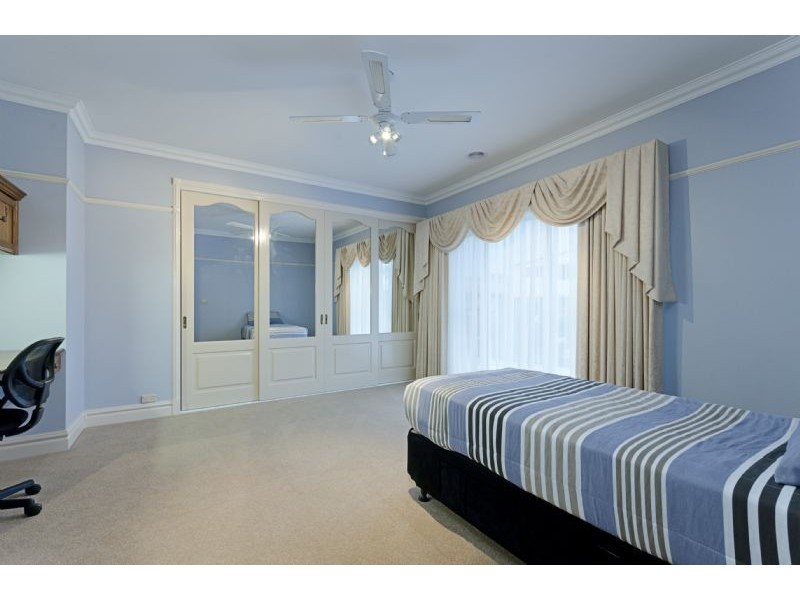 7 Somerset Court, Leopold VIC 3224