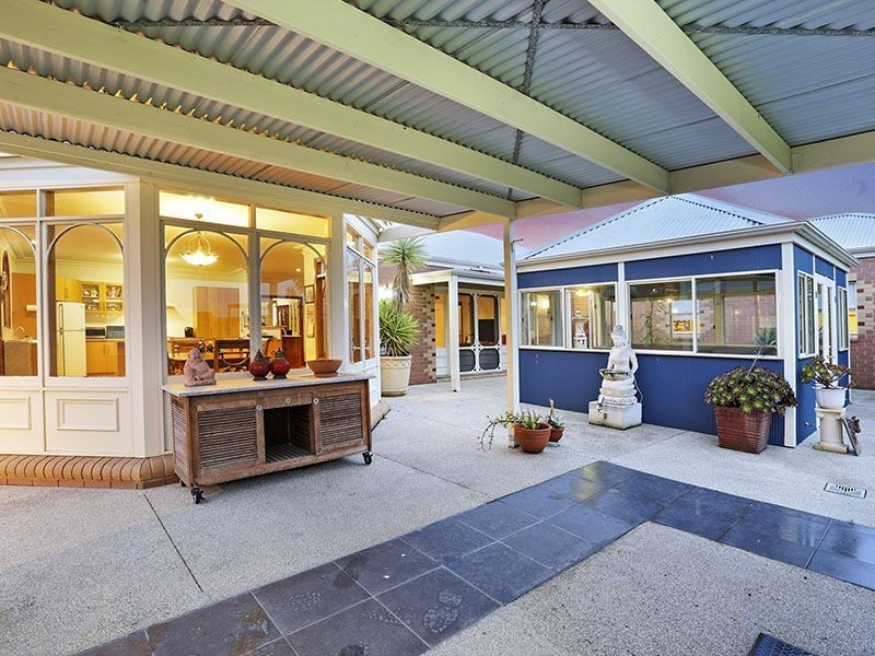 53-55 Woods Road, St Albans Park VIC 3219