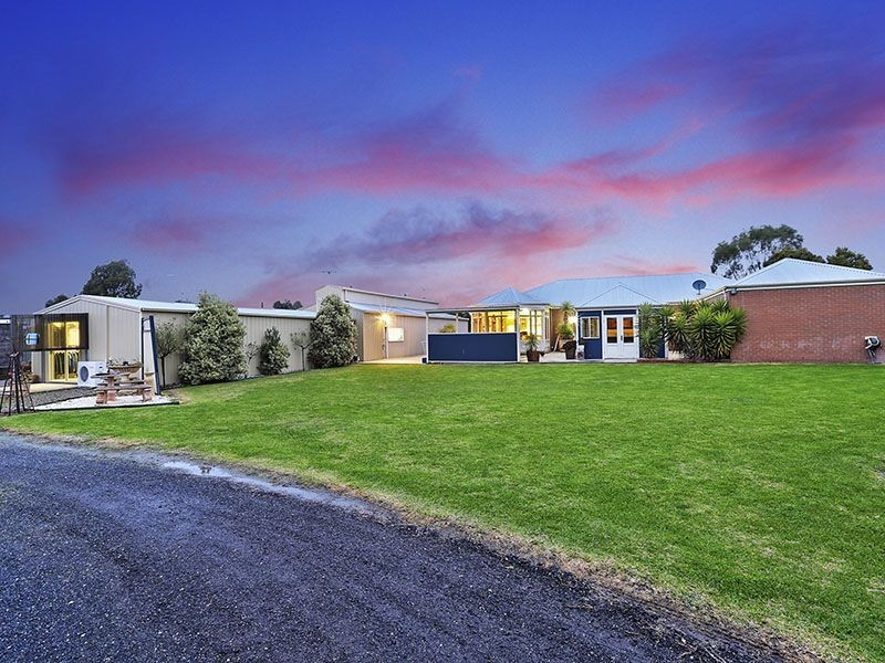 53-55 Woods Road, St Albans Park VIC 3219