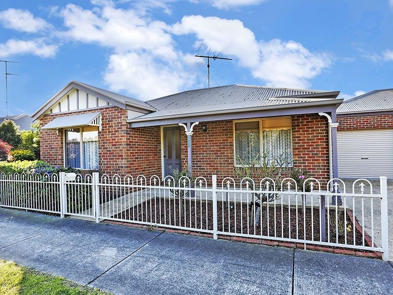 211 Carr Street, East Geelong VIC 3219