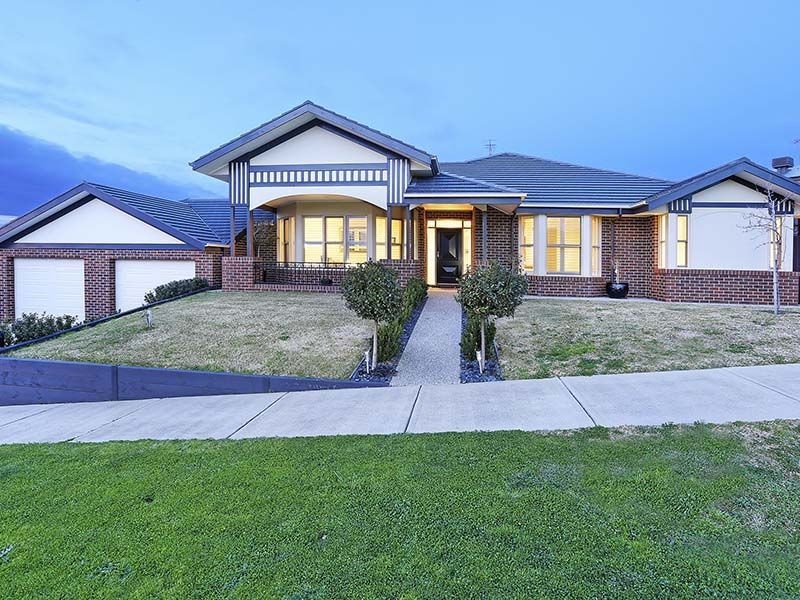 28-30 Grantham Drive, Highton VIC 3216