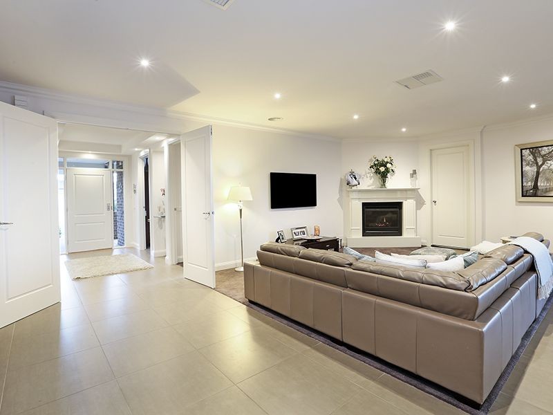 28-30 Grantham Drive, Highton VIC 3216