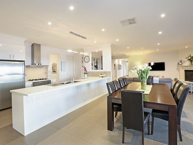 28-30 Grantham Drive, Highton VIC 3216