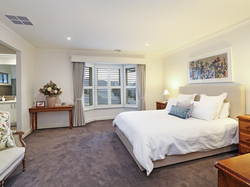 28-30 Grantham Drive, Highton VIC 3216