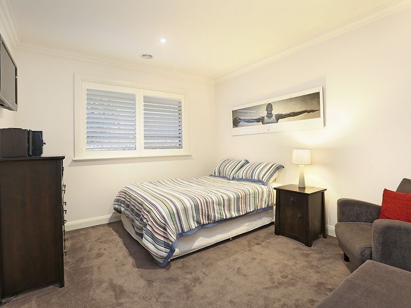 28-30 Grantham Drive, Highton VIC 3216