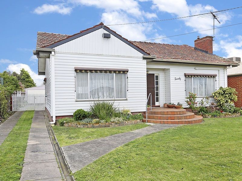 20 Laura Avenue, Belmont VIC 3216