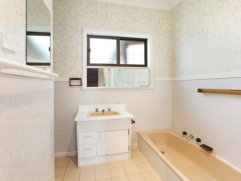 20 Laura Avenue, Belmont VIC 3216