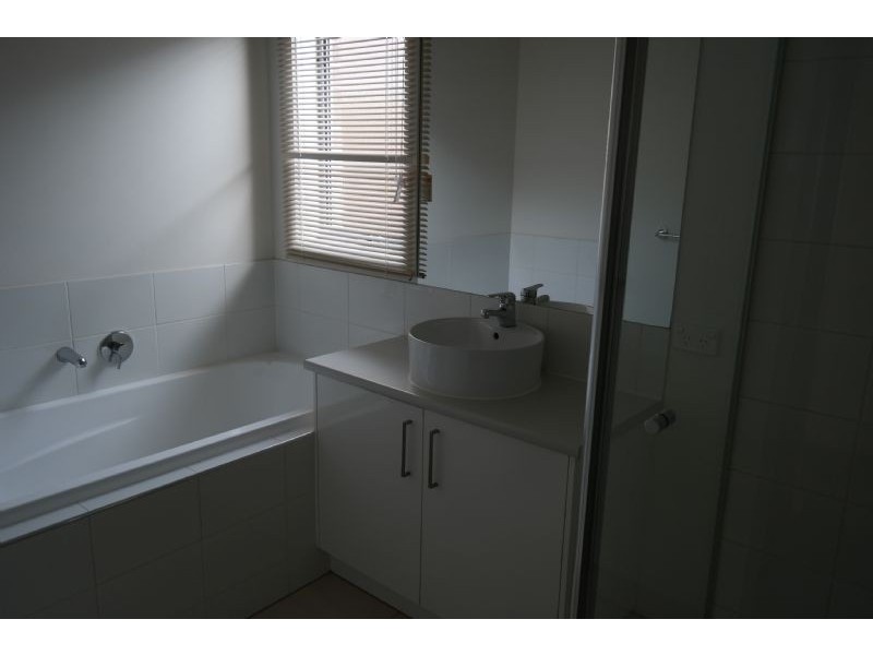 12/5 Peter Street, Grovedale VIC 3216