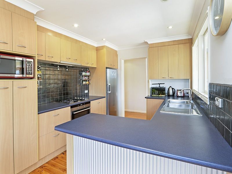 64 Porter Avenue, Highton VIC 3216