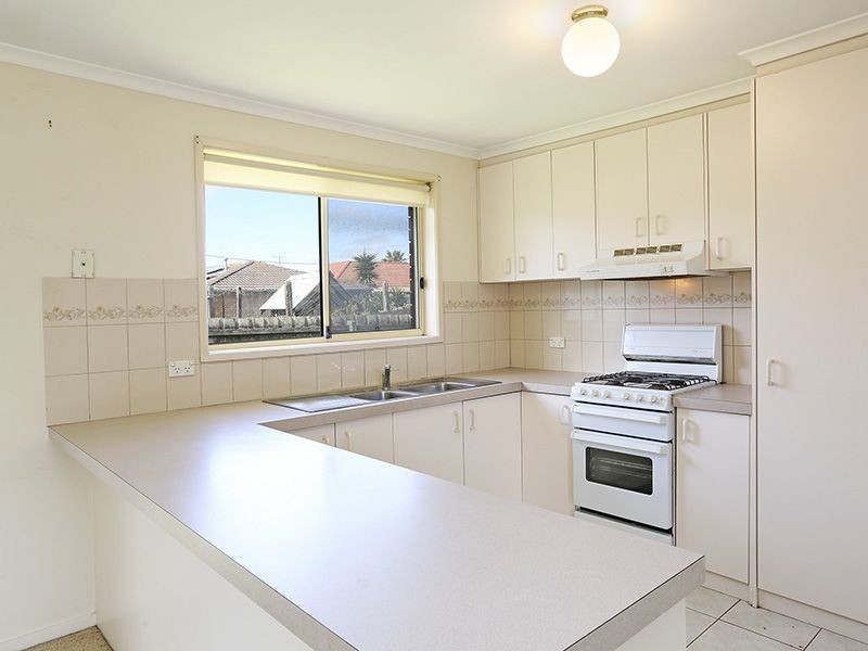 2/5 Hindle Street, Grovedale VIC 3216