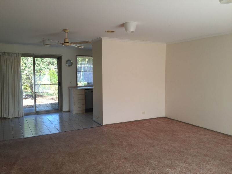 30 Schmitt Court, Whittington VIC 3219