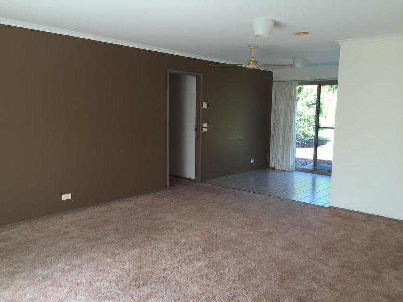 30 Schmitt Court, Whittington VIC 3219