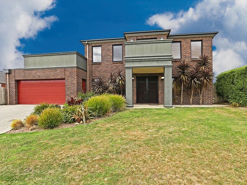 12 Cobb Court, Highton VIC 3216