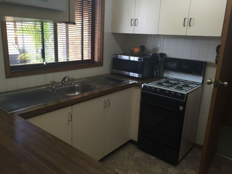 2/4 Felix Street, Grovedale VIC 3216