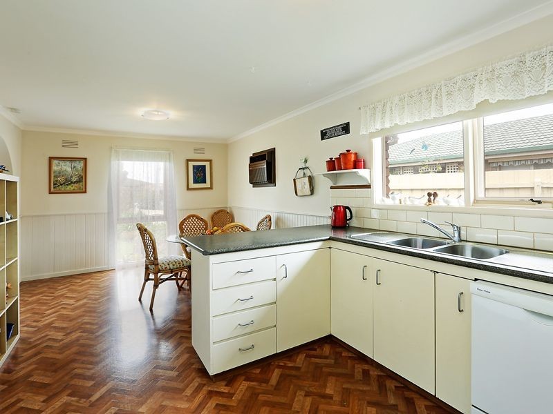 33 Christies Road, Leopold VIC 3224