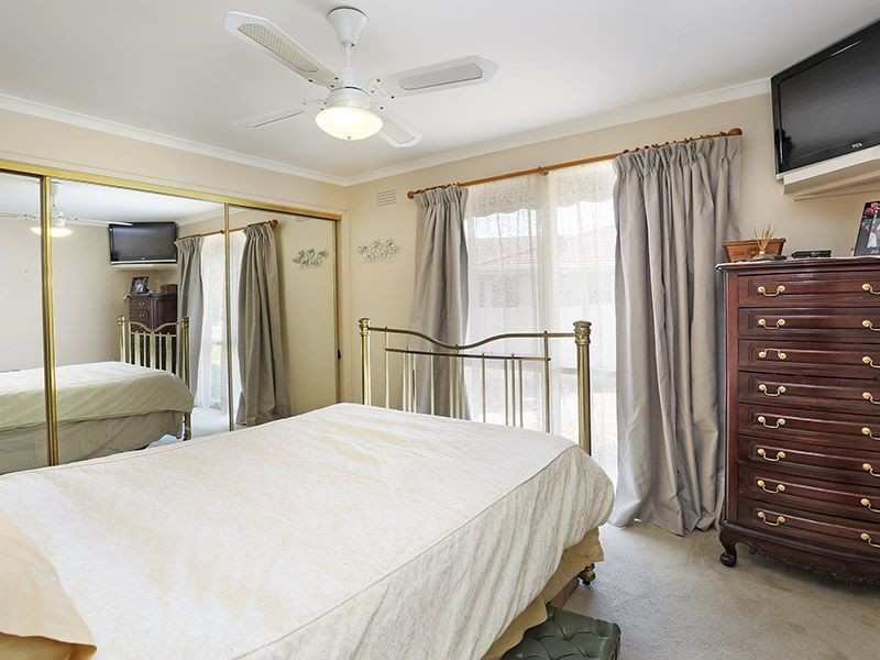 33 Christies Road, Leopold VIC 3224